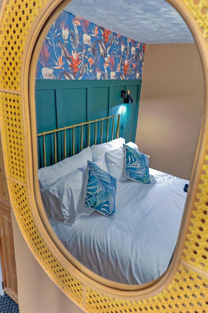 Bay Tree Cottage, Sleeps 7 Close To The Marina Burnham-on-Crouch Exterior foto